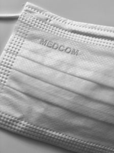 Medcom disposable cloth face mask recyclable. No fog face mask adult and children.